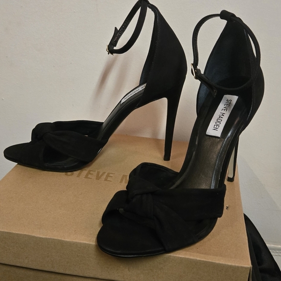 Steve Madden Black Knotted Ankle-Tie Stiletto Sandals - Picture 2 of 7